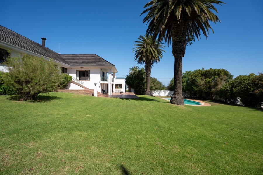 5 Bedroom Property for Sale in Lyndoch Western Cape